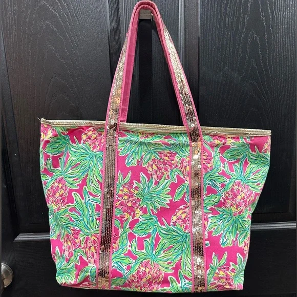 Lilly Pulitzer Beach Tote Bag - Picture 2 of 4